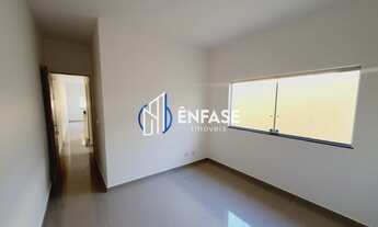 Imagem 4: Casa 02 quartos, jardim e piso em porcelanato no bairro Jardim das Roseiras