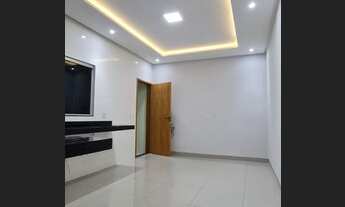 Imagem 7: Casa de esquina a venda na jaiara , lote inteiro