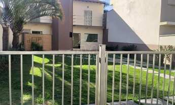 Imagem: Locação de Casas / Condomínio na cidade