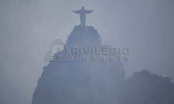 Imagem 4: Privilégio Imóveis Vende: Maravilhoso apartamento, com vista livre, verde e cristo