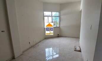 Imagem 3: Apartamento para Venda em Rio de Janeiro, Turiaçu, 2 dormitórios, 1 banheiro, 1 vaga