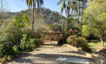 Imagem 3: CHÁCARA COM LINDO PAISAGISMO!