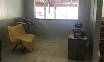 Imagem 4: Casa para venda tem 240 metros quadrados com 3 quartos