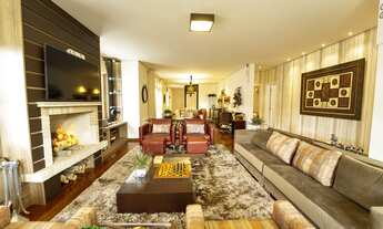 Imagem 6: Apartamento para venda possui 195 metros quadrados com 4 quartos em Capivari - Campos do J