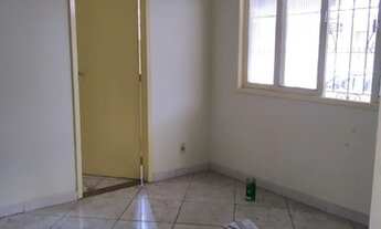 Imagem 2: Sobrado para venda possui 160 metros quadrados com 3 quartos em Duas Pedras - Nova Friburg