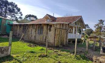 Imagem 2: Terreno com duas casas