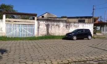 Imagem: Casa em Peruíbe com 2 salões comerciais