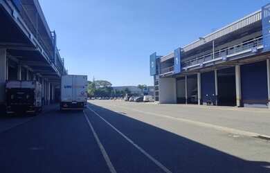 Imagem 7: GALPÃO 1.194 M² BLOCO EM CONDOMÍNIO C/ 4 DOCAS PORTARIA 24 HS PQ. SÃO GERALDO TABOÃO GUARU