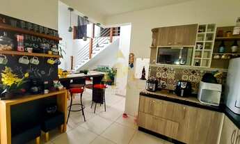 Imagem 7: Casa de condomínio sobrado para venda possui 300 metros quadrados com 4 quartos