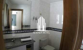 Imagem 7: Dormitório: 3, Suíte: 3, Closet: 1, Banheiro:4, Vaga: 3, Área Útil: 226m2