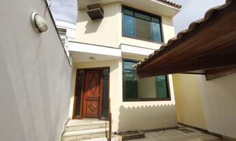 Imagem 7: Excelente Casa Duplex à Venda, No Bairro Praia do Pecado Macaé-RJ