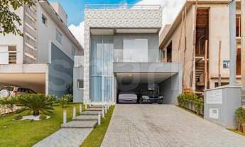 Imagem: SANTANA DE PARNAíBA - Casa de Condomínio