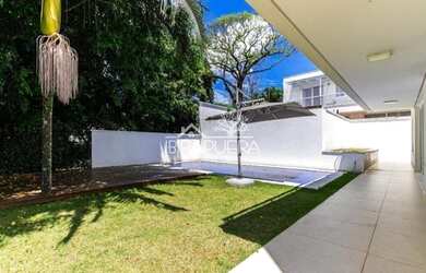 Imagem 4: Maravilhosa Casa no condomínio fechado, São 04 suítes c/ closet, sendo a suíte máster com