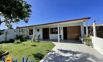 Imagem: C-180 Linda residência no centro de Mariluz