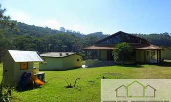 Imagem 2: Chácara de 145.200 m², com bela casa, piscina e área com churrasqueira..