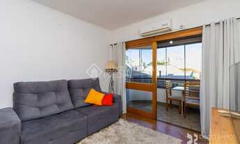 Imagem 2: Apartamento para venda tem 72 metros quadrados com 2 quartos em Bela Vista - Porto Alegre