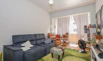 Imagem 4: Excelente Apartamento com Vista Lateral Mar no posto 4 Copacabana