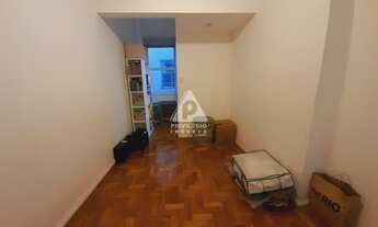 Imagem 6: Apartamento 2 quartos, com uma suíte, em Ipanema