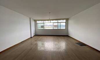 Imagem 3: Apartamento para venda com 182 metros quadrados com 3 quartos 1a Suite, em Icaraí - Niteró