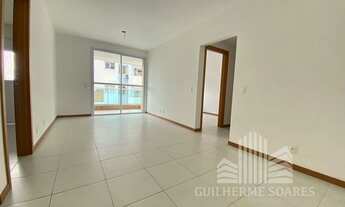 Imagem 2: Apartamento para venda possui 70 metros quadrados com 2 quartos em Pantanal - Florianópoli