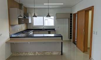 Imagem 5: Casa de condomínio para venda tem 450 metros quadrados com 3 quartos