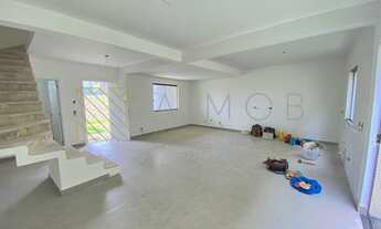 Imagem 6: Sobrado Triplex, dentro de condomínio, terraço amplo e exclusivo, 3 dormitórios, 1 suíte