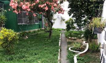 Imagem 3: Casa para venda com 260m2 área útil, e 790m2 área total com 6 quartos na Torre - Recife