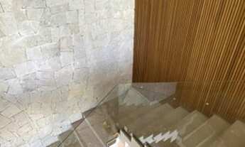 Imagem 5: Casa de condomínio para venda tem 410 metros quadrados com 4 quartos