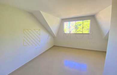 Imagem 7: Sobrado à venda 3 Quartos, 1 Suite, 2 Vagas, 80M², Sítio Cercado, Curitiba - PR