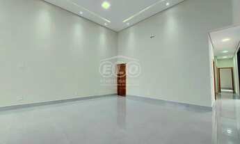 Imagem 2: Linda Casa Térrea com Piscina a Venda no Condomínio Residencial Milano em Indaiatuba