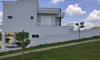 Imagem 3: Casa de condomínio sobrado para venda possui 300 metros quadrados com 3 quartos