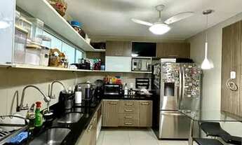 Imagem 5: Casa em condomínio para venda com 220m2, 4 suítes, projetados, DCE e piscina no Morros - T