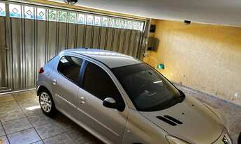 Imagem 3: Casa para venda com 196 metros quadrados com 3 quartos