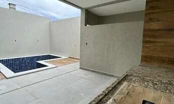 Imagem 3: Casa de condomínio para venda possui 180 metros quadrados com 4 quartos