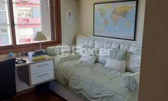 Imagem 5: Apartamento para venda possui 150 metros quadrados com 3 quartos em Petrópolis - Porto Ale