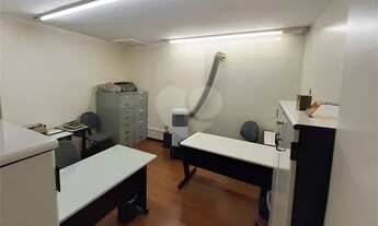 Imagem: Prédio de renome no centro histórico de