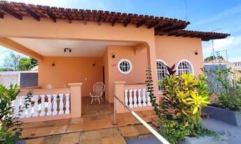 Imagem: Vende-se Casa Centro de Poconé/MT