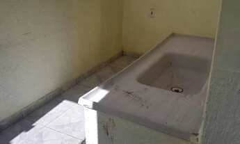 Imagem 6: Aluga-se kitnet Casa com 1 dormitório