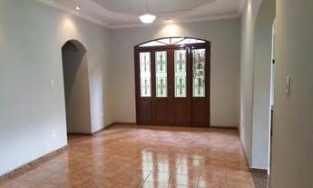 Imagem 7: Casa com 4 dormitórios à venda em Contagem