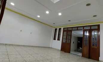 Imagem 2: Casa para aluguel possui 150 metros quadrados com 4 quartos em Castanheira - Belém - PA