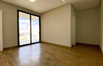 Imagem 7: Casa Dois Andares Três Quartos sendo Duas Suítes Espaço Gourmet e Lazer com SPA