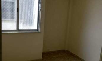 Imagem 4: Apartamento em Olaria, 02 Quartos (Prédio com Elevador