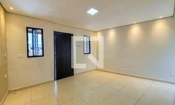 Imagem 2: Casa para Aluguel - Planalto, 1 Quarto, 100 m2