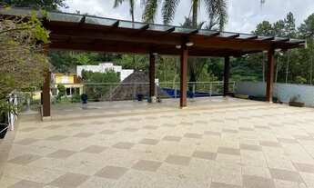 Imagem 2: Casa Arujazinho localização espetacular, fino acabamento