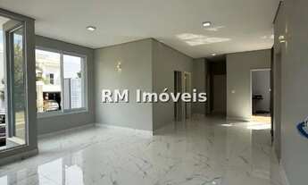 Imagem 6: Casa de Condomínio à Venda com 3 quartos, 2 banheiros, 2 vagas e 121m²