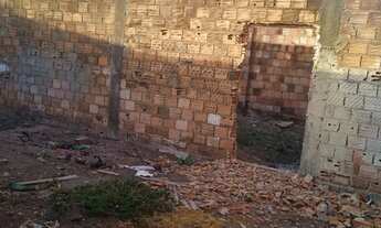 Imagem 7: Terreno murado a venda