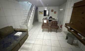 Imagem 4: Duplex bem localizada em rua sem saída paralelo a av. leste-oeste