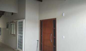 Imagem 2: Casa com 3 dormitórios, área gourmet e dispensa, ampla garagem. 550.000,00 bairro jacar