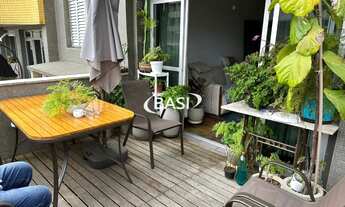 Imagem 5: EXCELENTE APARTAMENTO GARDEN À VENDA NAS MERCES COM DECK , TRÊS DORMITÓRIOS E DUAS VAGAS D