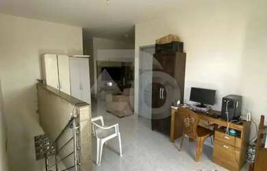 Imagem 7: Casa Duplex de 319m² no Bairro Marcos Freire II - 4 Quartos, 2 Banheiros e Garagem